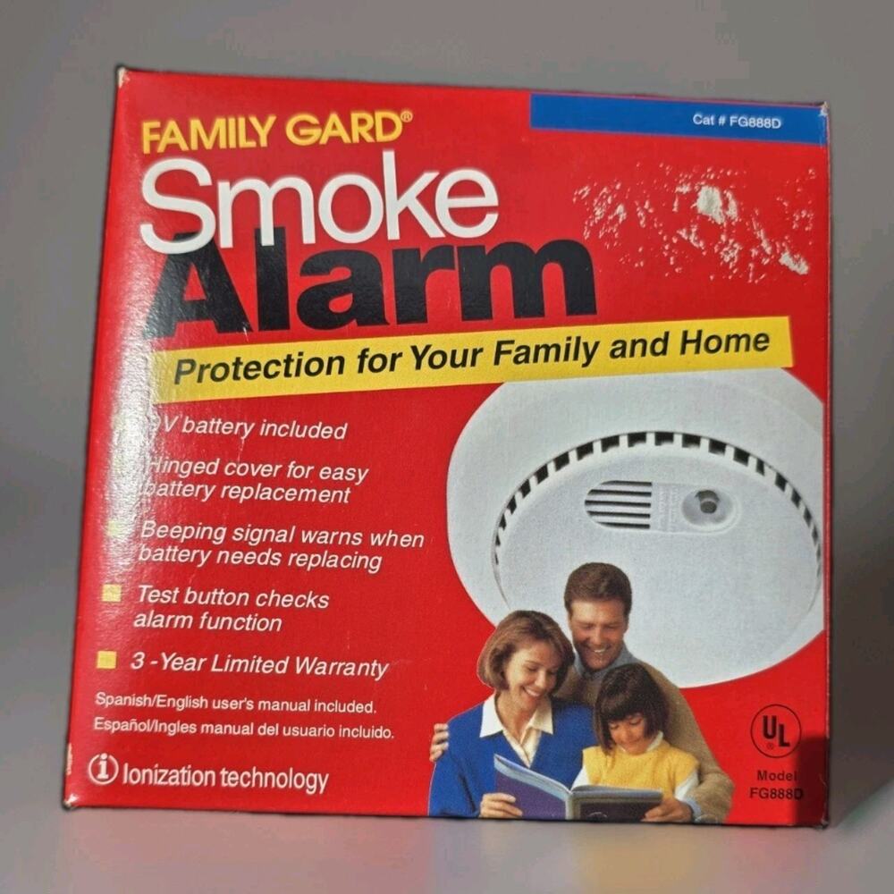 Family Gard Smoke Detector Alarm Model FG888D Vintage 2004 New In Box